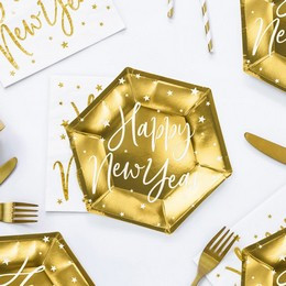 Arany Színű Happy New Year Feliratos Hatszögletű Fényes Tányér Szilveszterre - 18 cm, 6 db-os